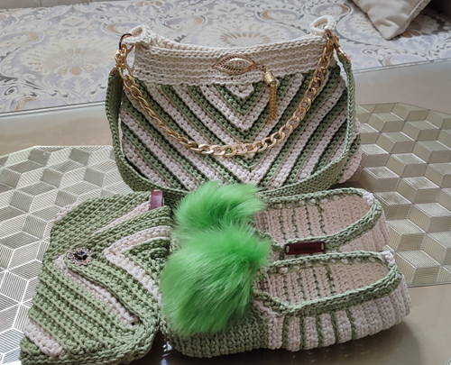 ست کیف و پاپوش وکیف پول triangle